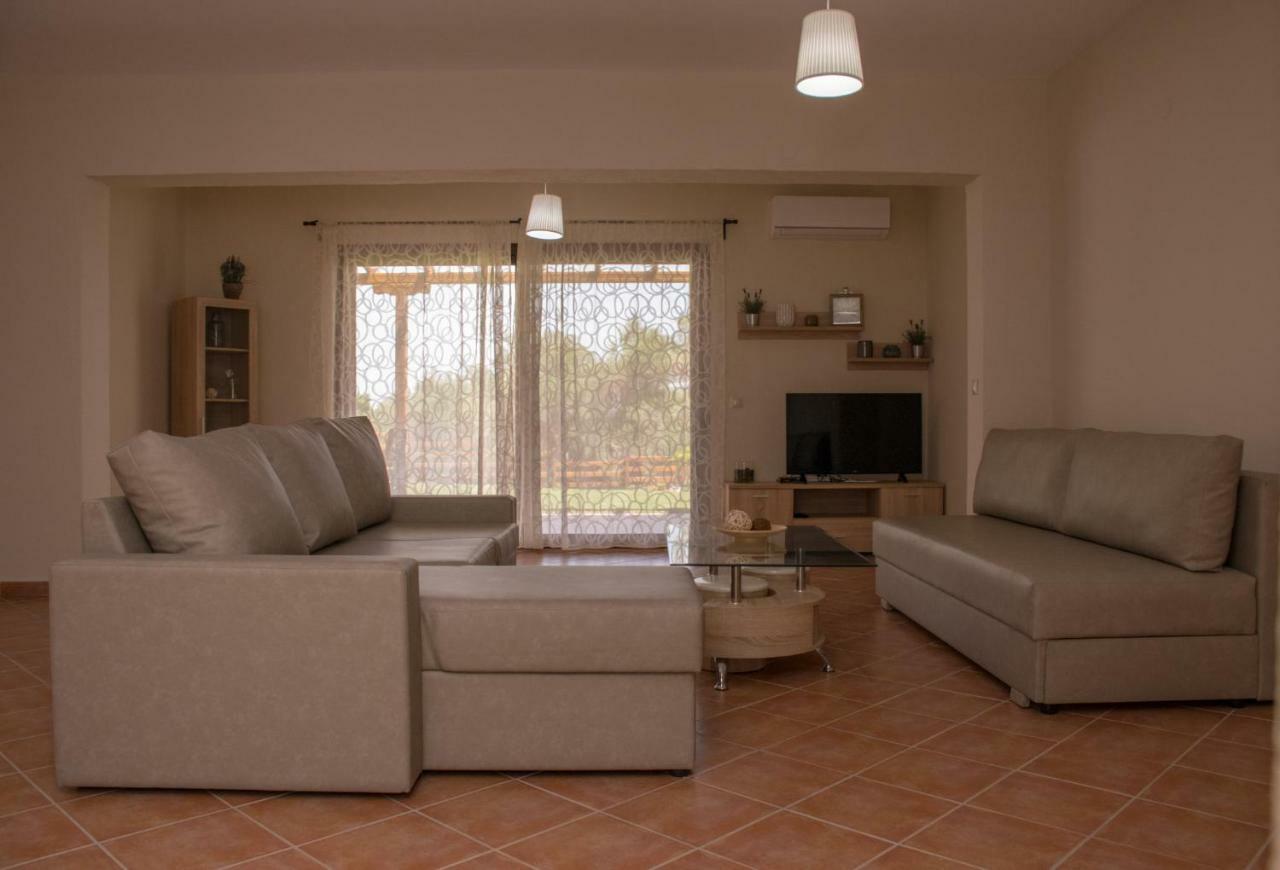 Vila Georgia Siviri Exteriér fotografie